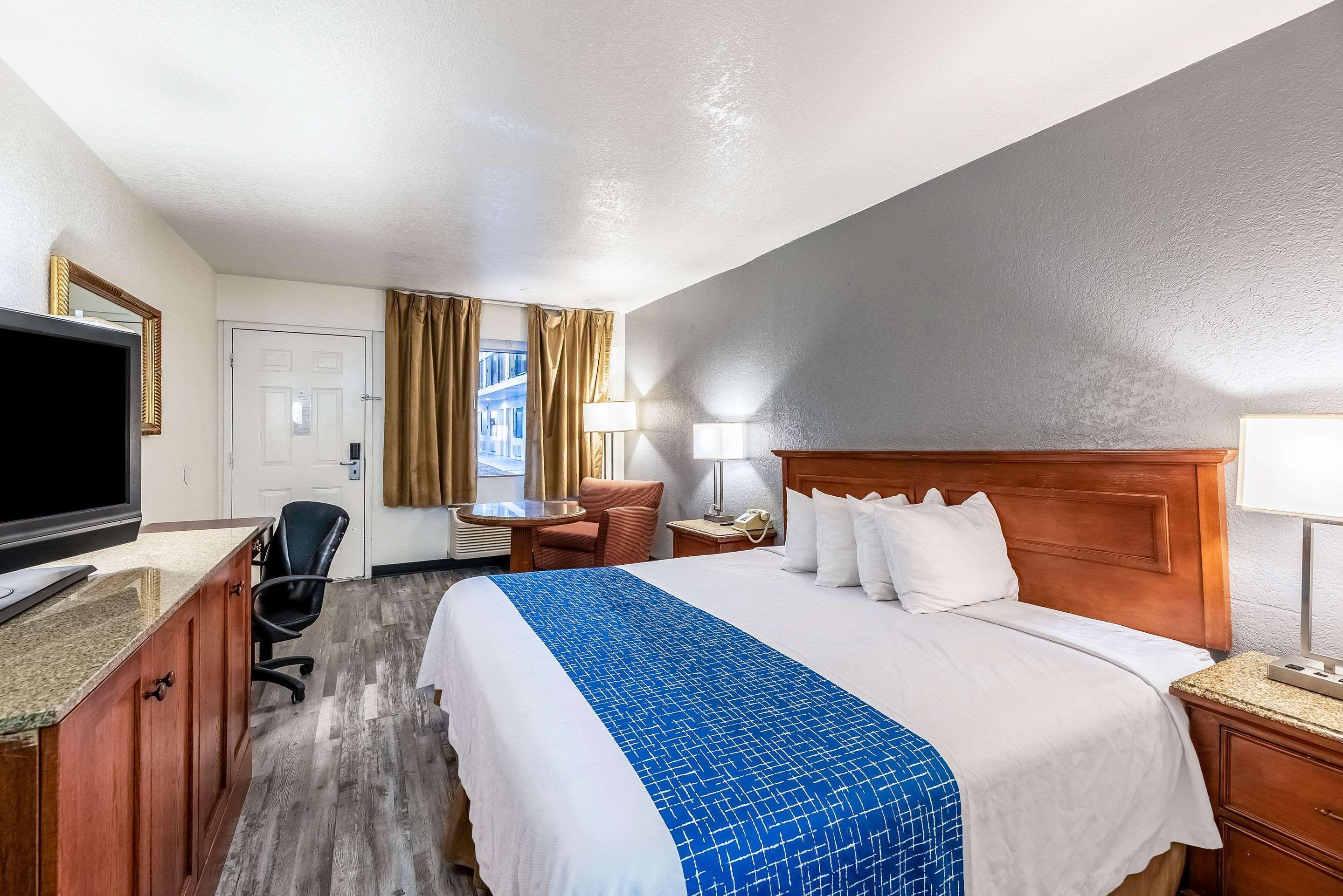 Econo Lodge Phoenix North I-17 Eksteriør billede